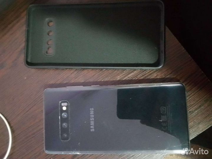 Samsung Galaxy S10+, 8/128 ГБ