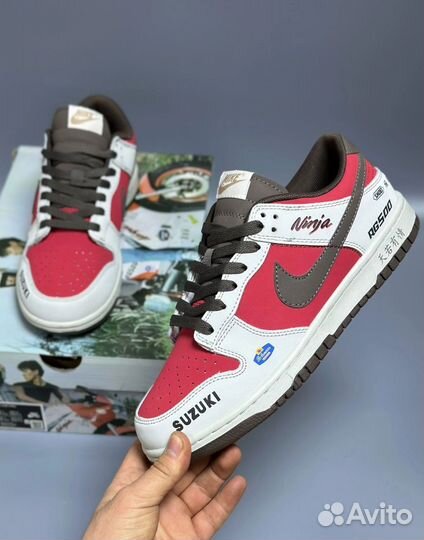 Кроссовки Nike