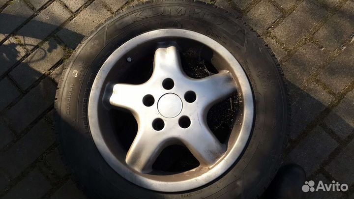 Kumho I'Zen KW31 195/65 R15 91R