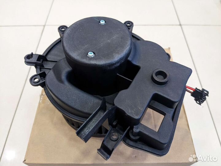 Мотор отопителя mercedes benz C W203 / G W463