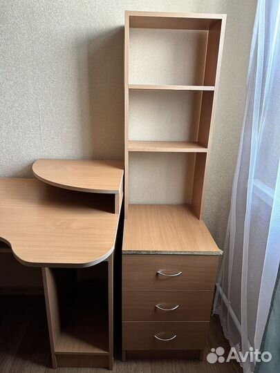 Компьютерный стол