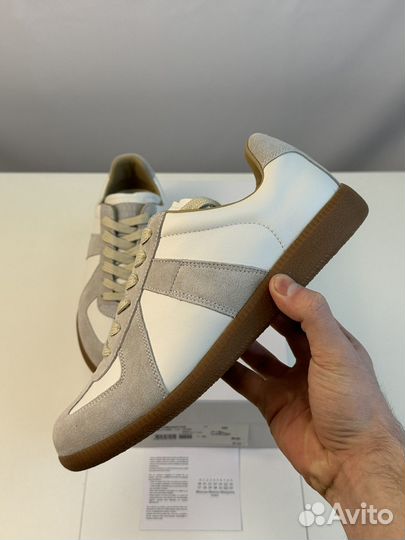 Maison Margiela Replica White 7US