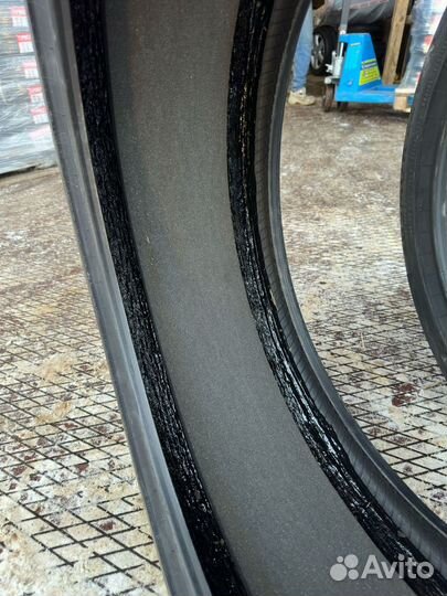 Continental ContiPremiumContact 6 265/40 R22