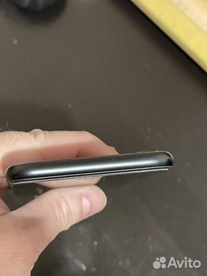 iPhone SE (2020), 256 ГБ