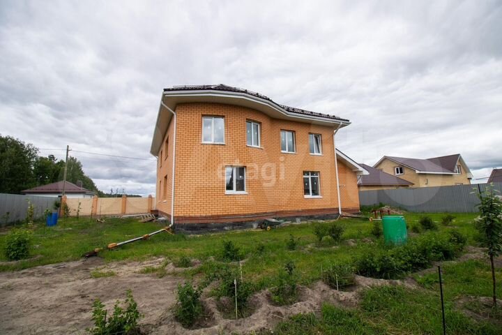 Дом 360 м² на участке 10,6 сот.