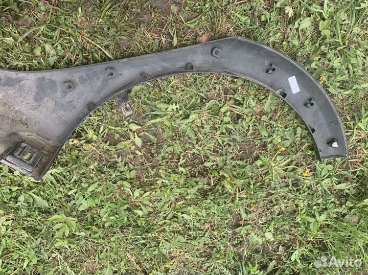 Renault Sandero 2 (14-18) задний молдинг RH