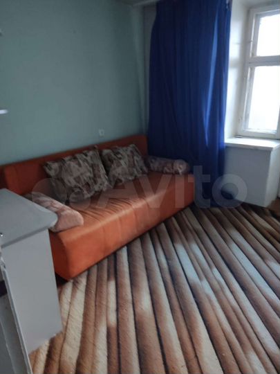 Комната 14 м² в 4-к., 3/9 эт.