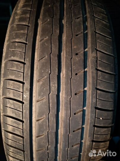 Yokohama Bluearth ES32 215/55 R17