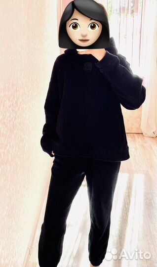 Спортивный костюм женский