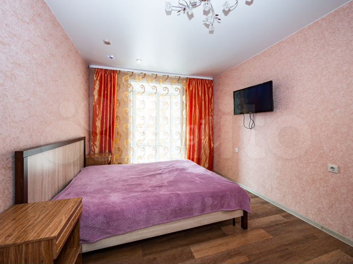 2-к. квартира, 54 м², 4/10 эт.