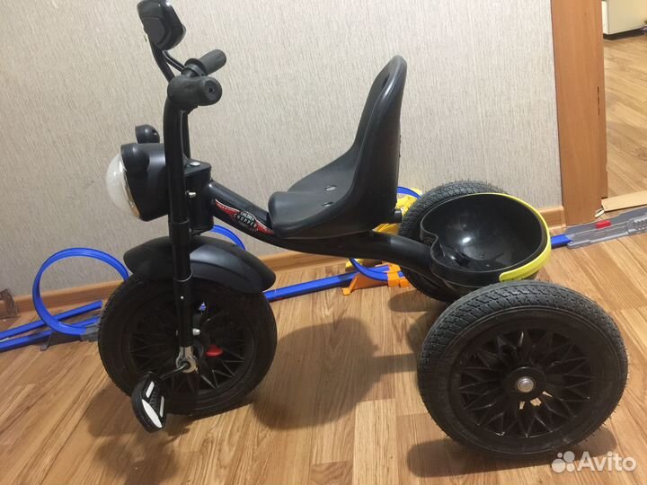 Детский трехколесный велосипед
