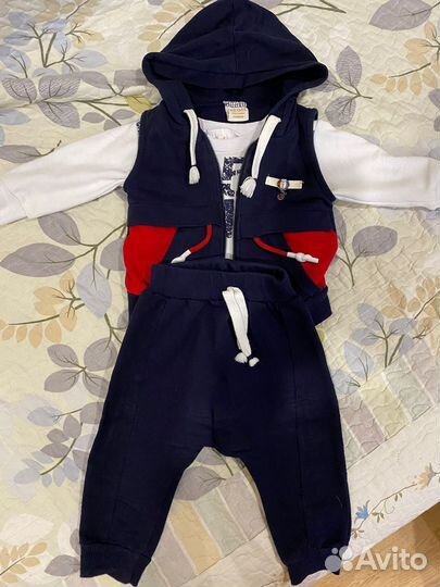 Продаю костюм