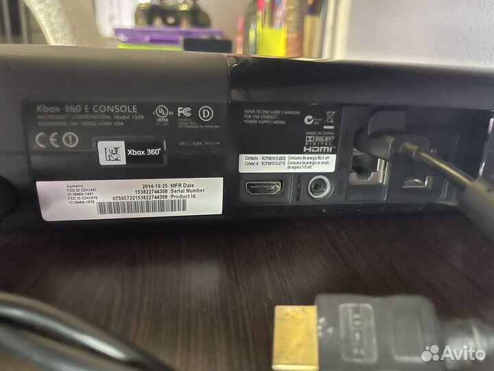 Xbox 360 E + kinect + 2 джойстика(геймпада) + Игры
