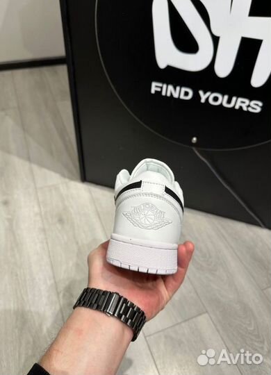 Кроссовки Air Jordan 1 Low Panda