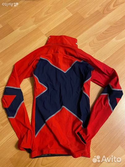 Лыжный комбинезон