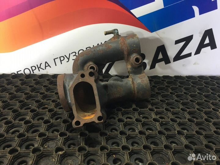 7420713785 Корпус термостата Renault Magnum