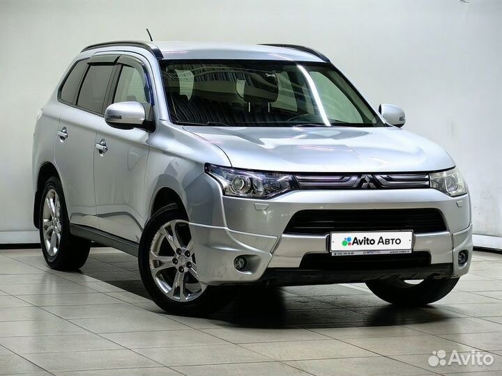 Mitsubishi Outlander 2.4 CVT, 2013, 213 000 км