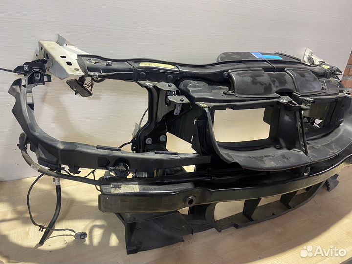 Передняя панель (телевизор)в сборе bmw 3 e90