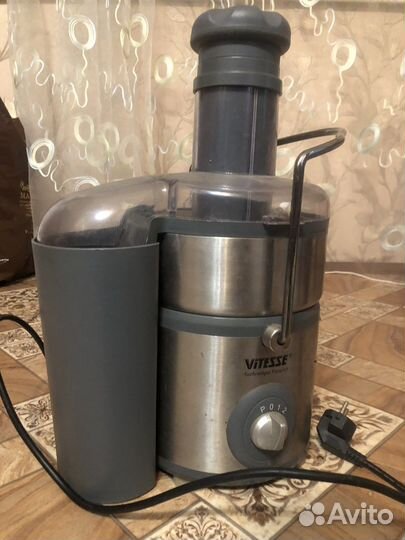 Соковыжималка vitesse vs-200