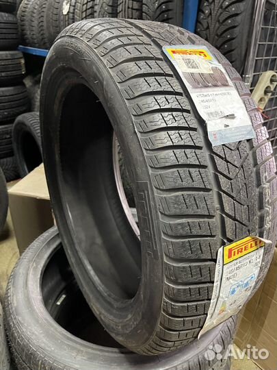 Pirelli Winter Sottozero 3 285/35 R20 101W