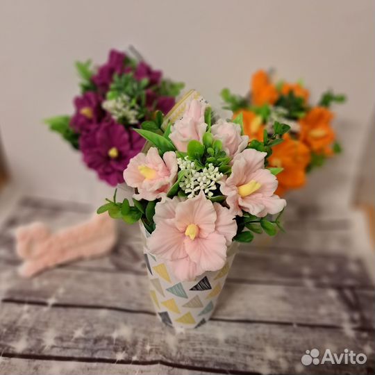 Мини букетик из мыла