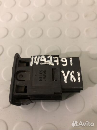 Кнопка stabi (стаби) Ниссан Патрол Y61