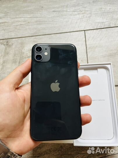 iPhone 11, 64 ГБ