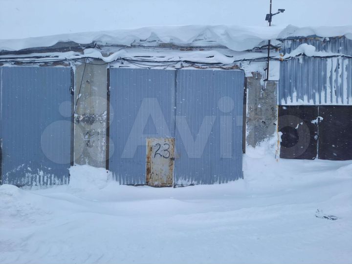 Гараж, > 30 м²