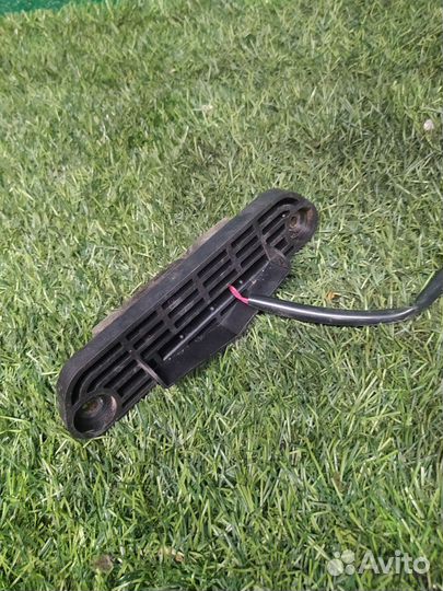 Ручка двери багажника Mitsubishi Outlander