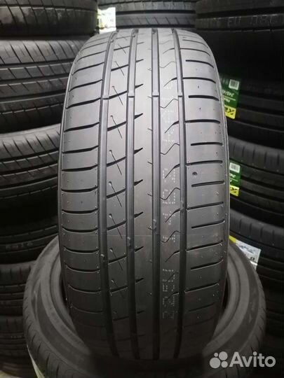 Habilead HF330 245/40 R19