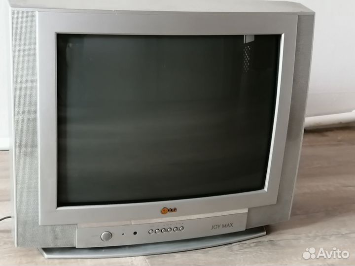 Телевизор Sony и LG