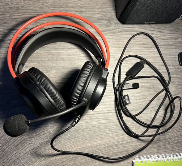 Проводные наушники для компьютера