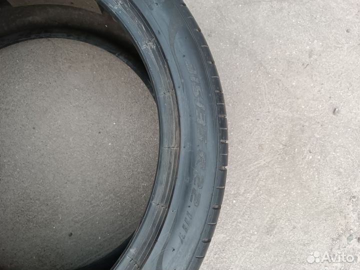 Pirelli P Zero 275/40 R22 и 315/35 R22 111Y