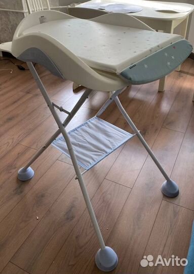 Пеленальный складной стол Beaba