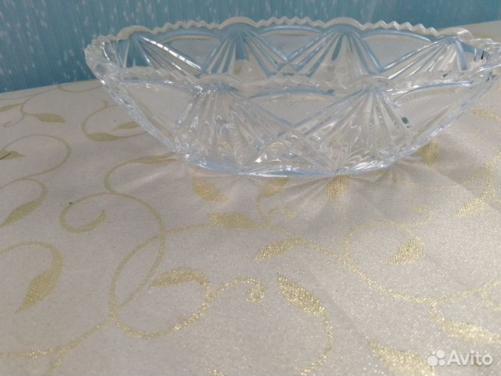 Продам свою хрустальную вазу