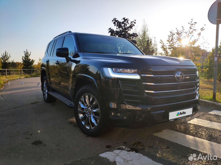 Toyota Land Cruiser 3.3 AT, 2022, 4 500 км