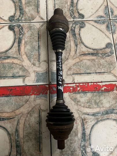 Приводной вал VW Tiguan