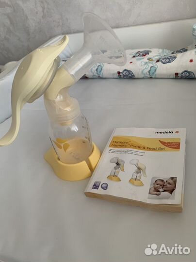 Молокоотсос ручной medela