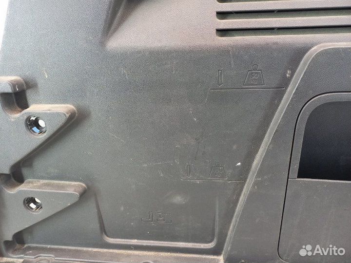 Обшивка багажника правая правая Peugeot 3008 1.6