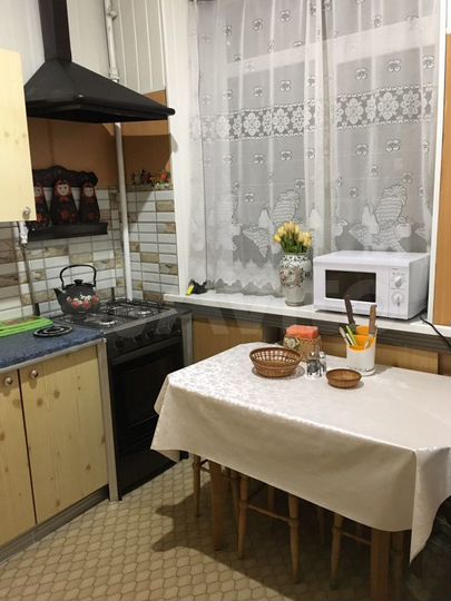 2-к. квартира, 50 м², 2/3 эт.