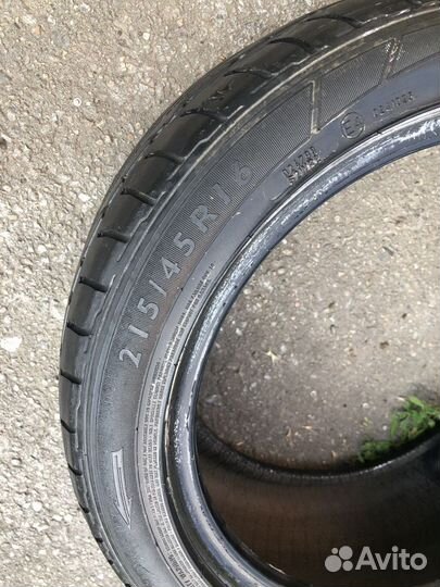Dunlop SP Sport Maxx 215/45 R16