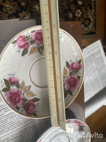 Сервиз СССР розы 27 предметов Рига