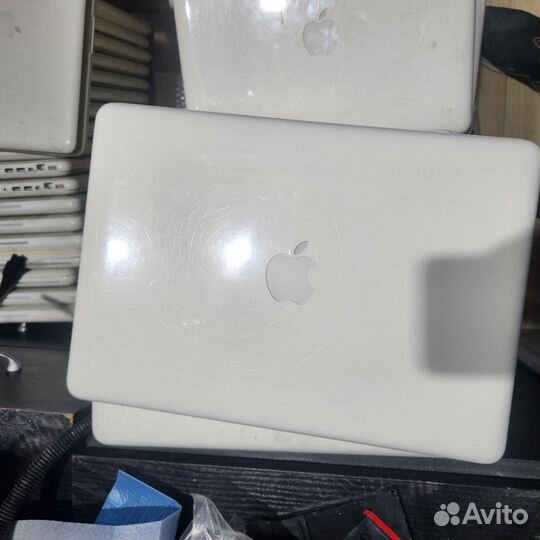 Apple MacBook a1342 2010 лот 80 шт