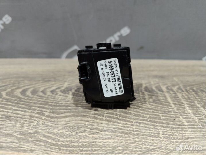 Кнопка открывания багажника Bmw 530I E60 N52B30