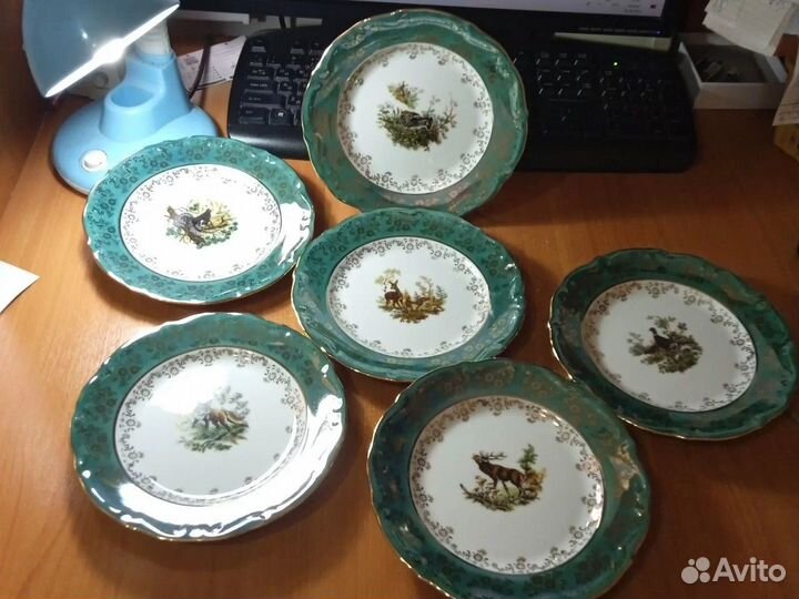 Чашка чайная. Охота зеленая Queen's Crown Чехия