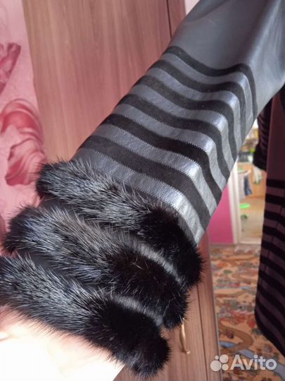 Куртка кожаная женская