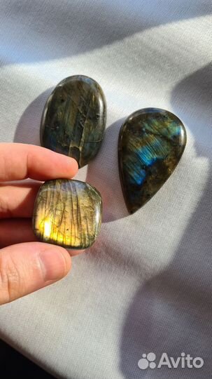 Кабошоны лабрадорит