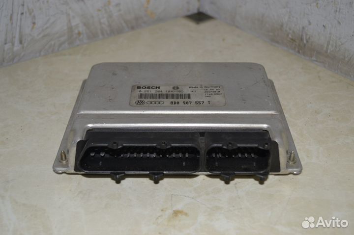 Блок управления двигателем (эбу) Volkswagen Passat