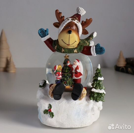 Снежный шар музыкальный светящийся 18,5 см