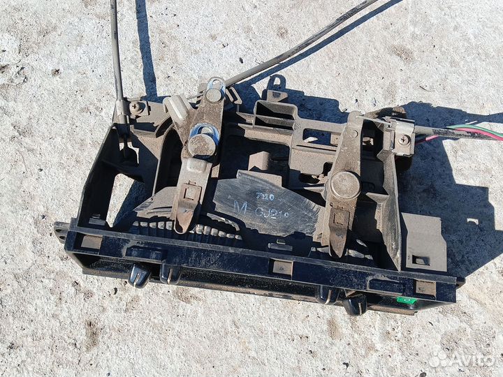 Блок управления печкой mazda 626 GD